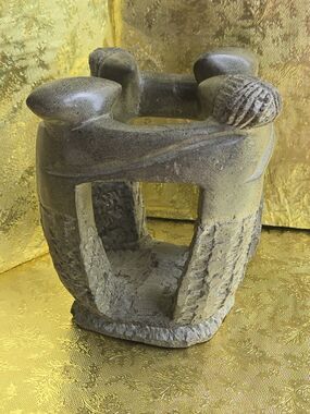 African Carved Soapstone Circle of 4 Friends MCM Vintage, 6"x5" Sculpture